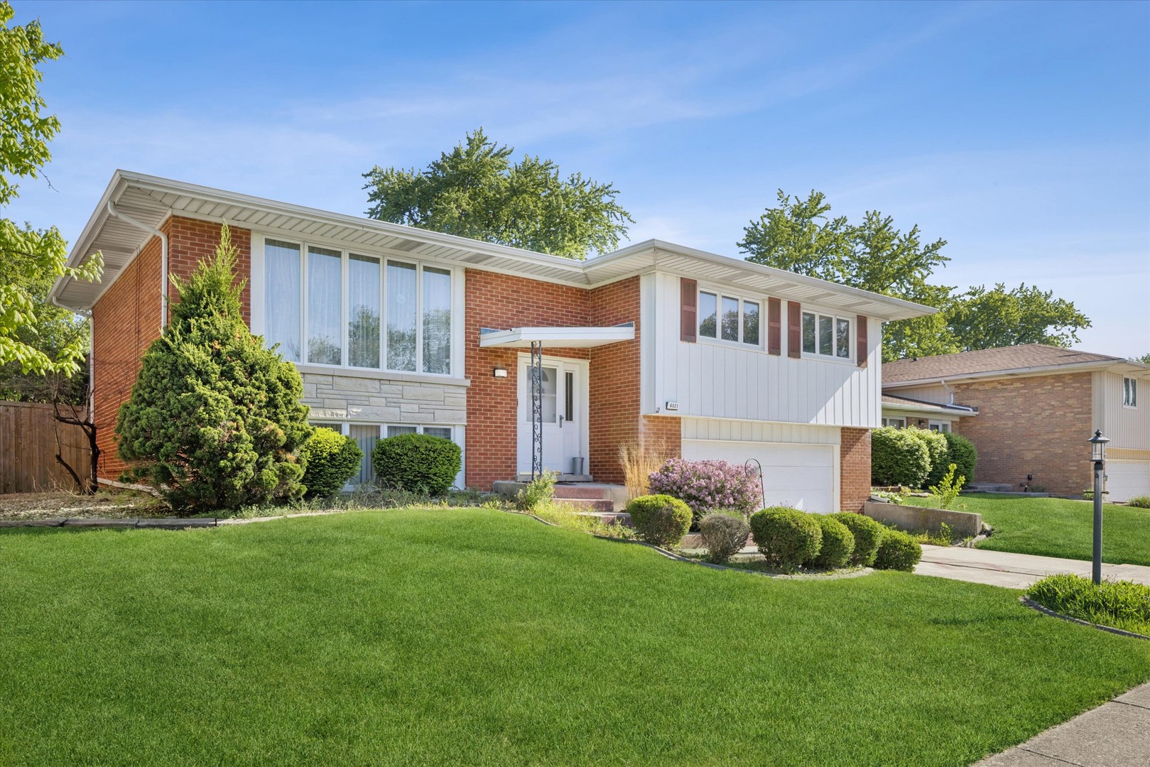 6521 Cedar Road Oak Forest, IL 60452 - Photo 2 of 7