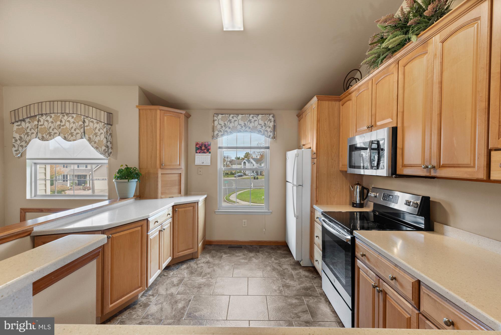 73 Springcress Drive Delran, NJ 08075 - Photo 15 of 37 Kitchen