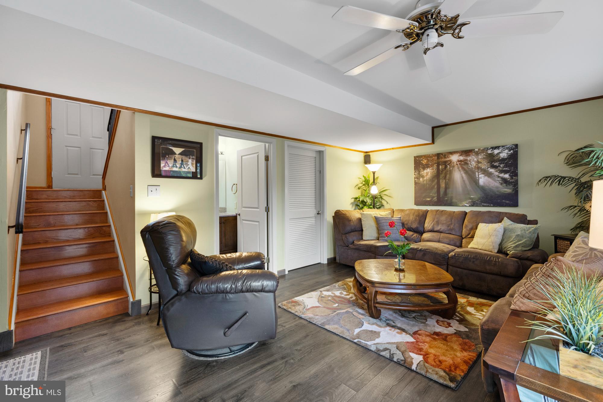 73 Springcress Drive Delran, NJ 08075 - Photo 23 of 37 Family Room