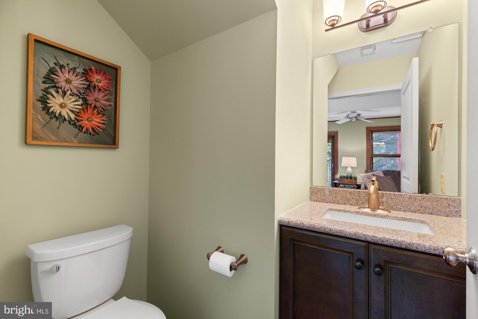 73 Springcress Drive Delran, NJ 08075 - Photo 24 of 37 Powder Room