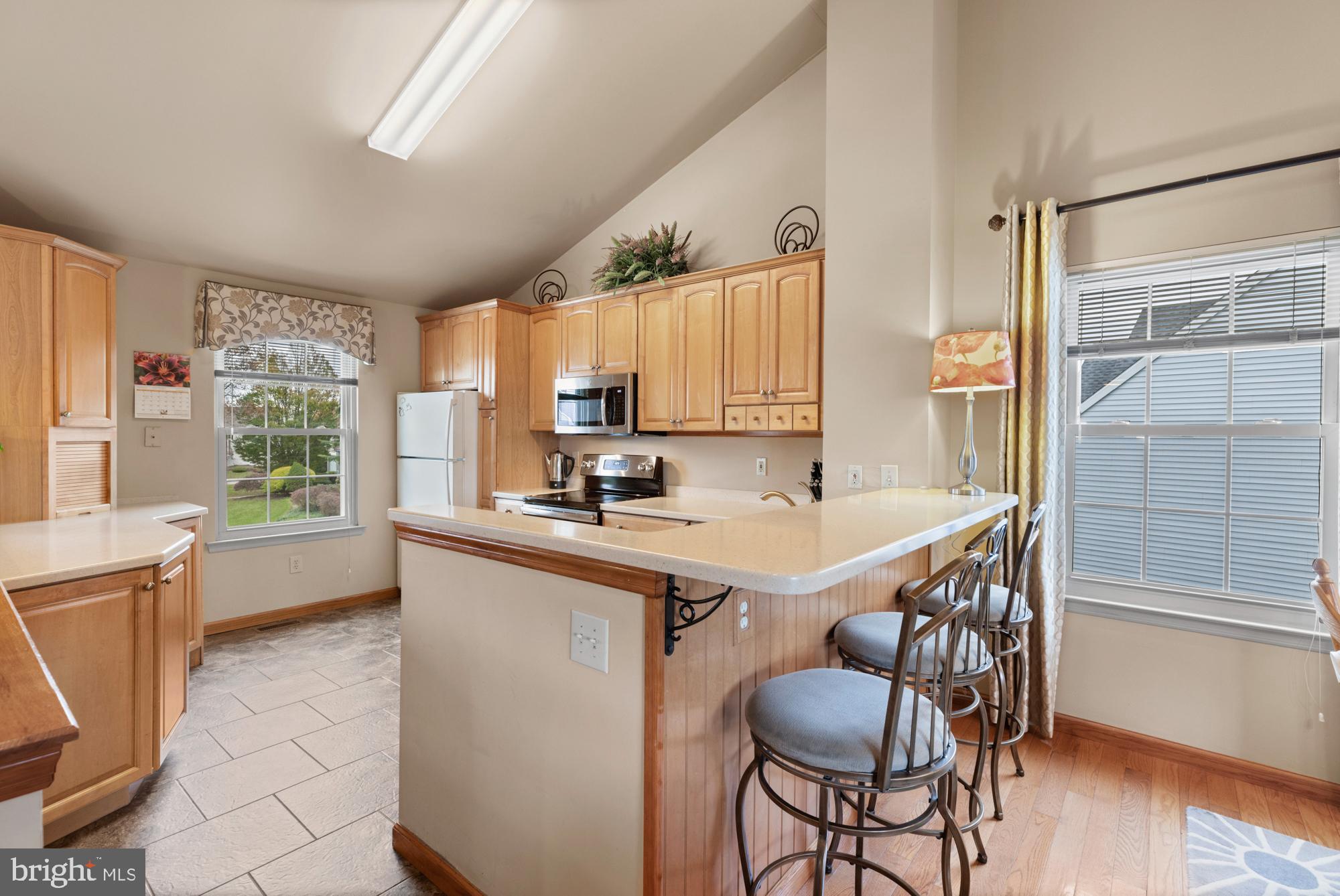 73 Springcress Drive Delran, NJ 08075 - Photo 5 of 37 Kitchen