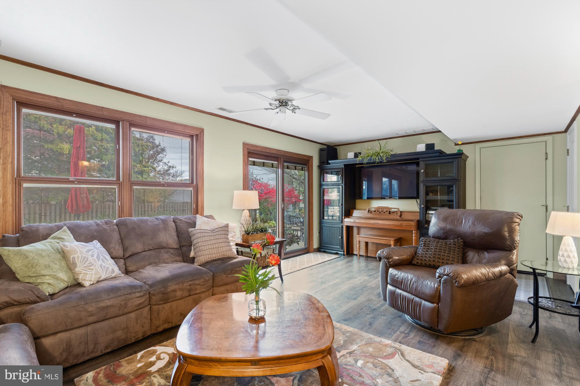 73 Springcress Drive Delran, NJ 08075 - Photo 7 of 37 Family Room
