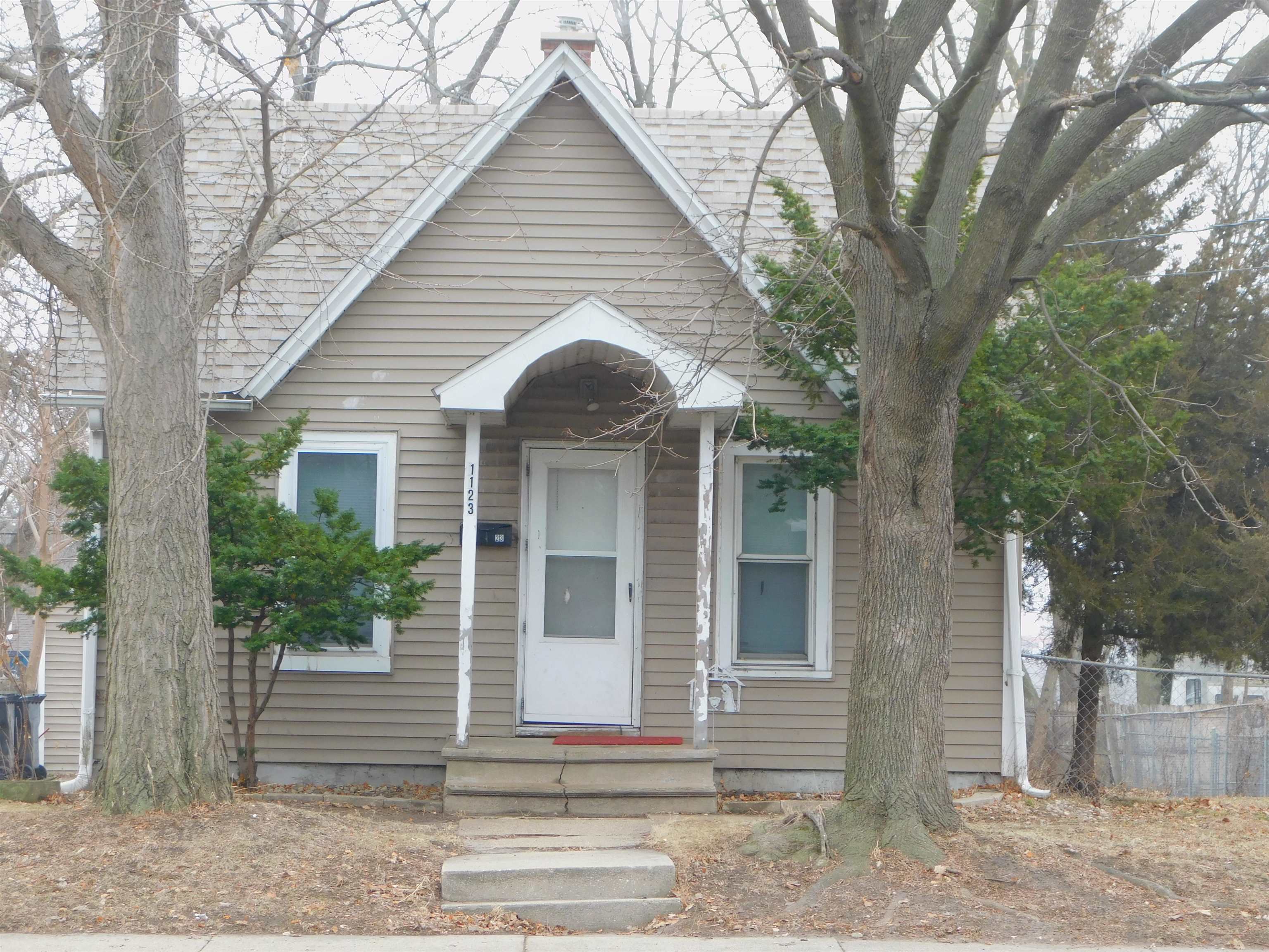 1123 6th Street Beloit, WI 53511 - Photo 2 of 2