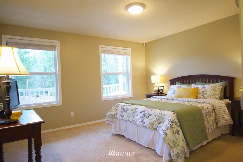9380 Quail Ridge Road Southwest Port Orchard, WA 98367 - Photo 9 of 24 Gallery Image 9