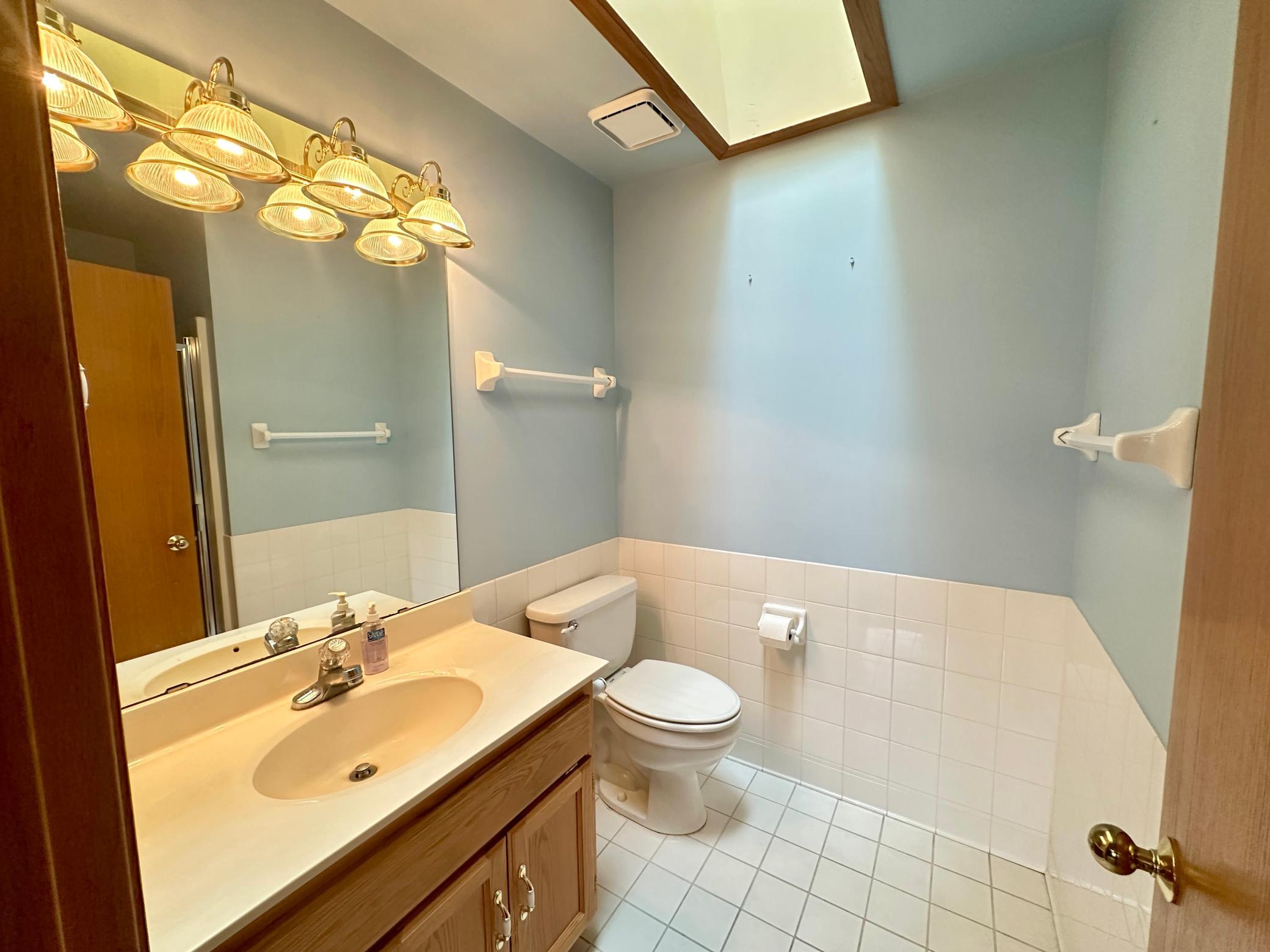 6 Oak Ridge Trail Circle Pines, MN 55014 - Photo 16 of 32