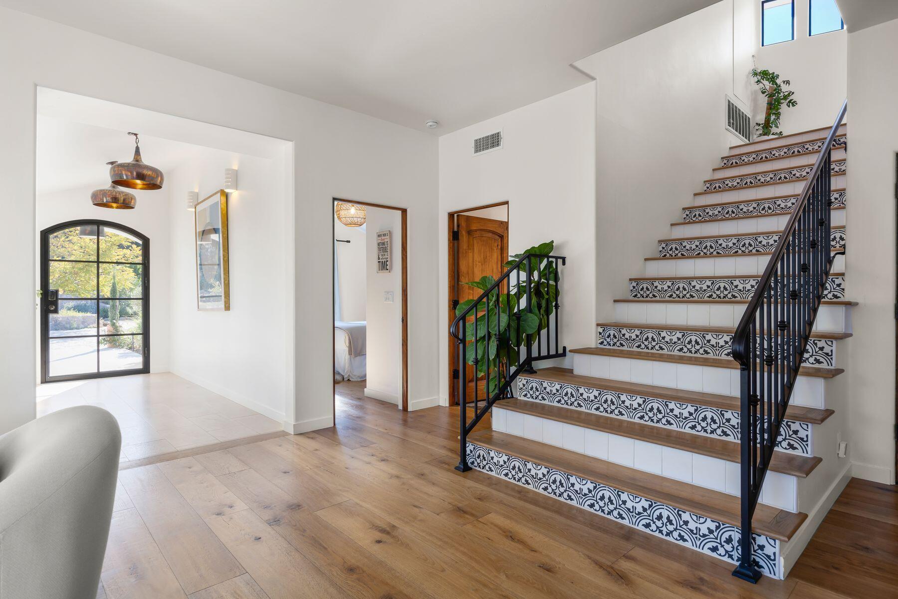 13202 Ojai Road Santa Paula, CA 93060 - Photo 18 of 54 a view of an entryway with wooden floor and windows