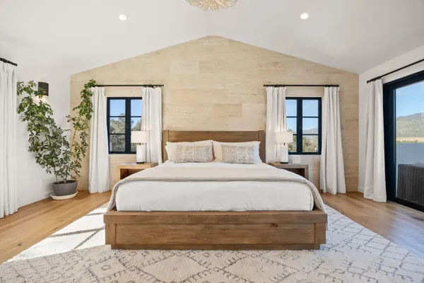 $8,880,000 | 13202 Ojai Road, Santa Paula, CA 93060