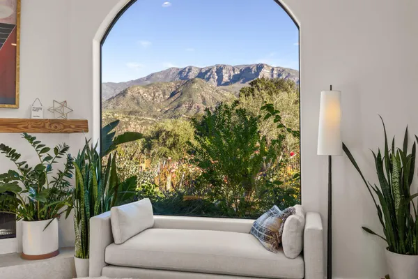 $8,880,000 | 13202 Ojai Road, Santa Paula, CA 93060