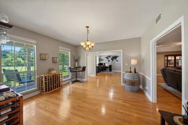 $850,000 | 403 Westbrook, Pinehurst, TX 77362