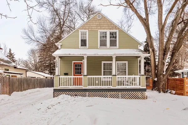 $209,900 | 1329 10th Street North, Fargo, ND 58102