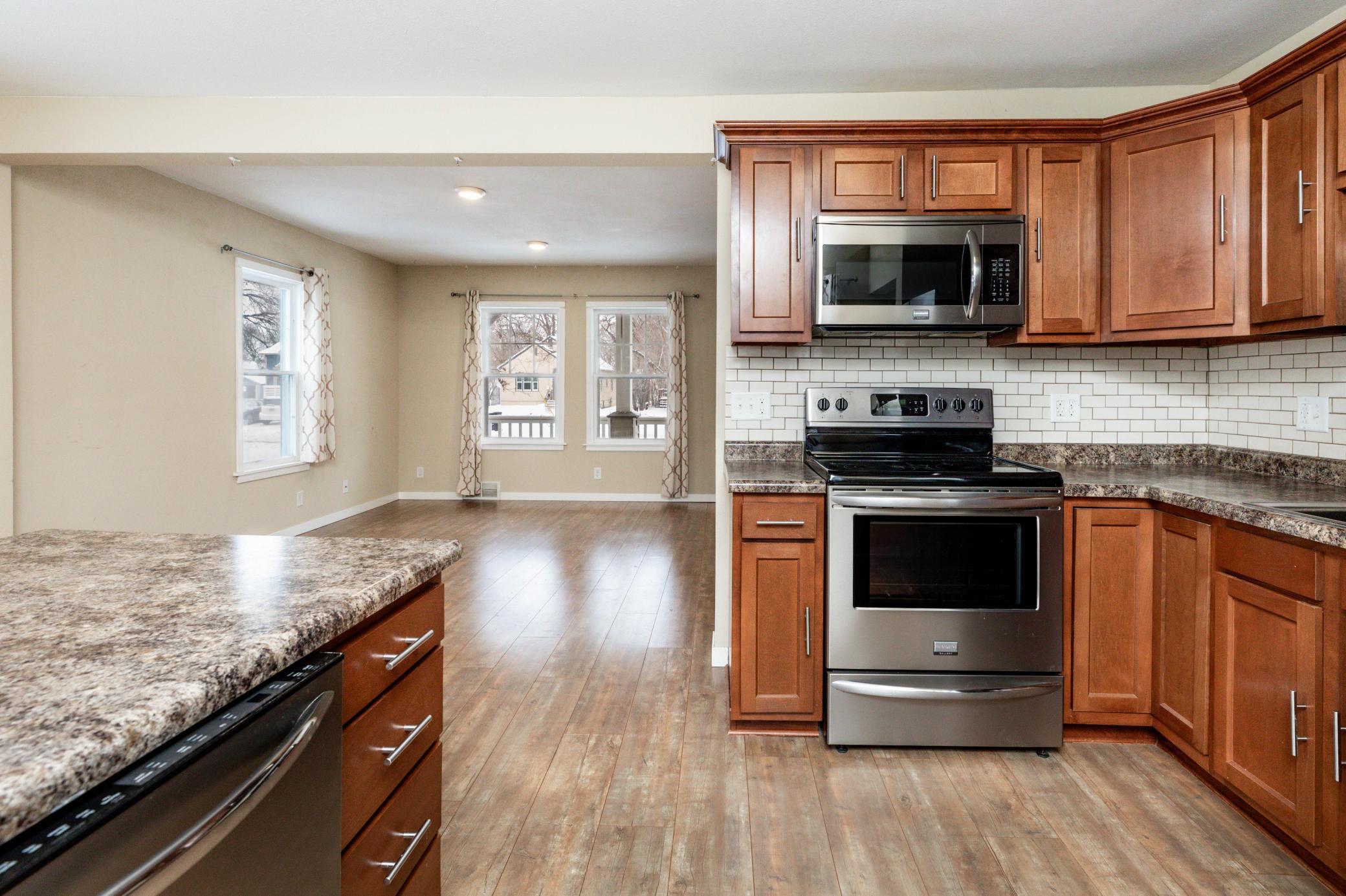 1329 10th Street North Fargo, ND 58102 - Photo 12 of 39