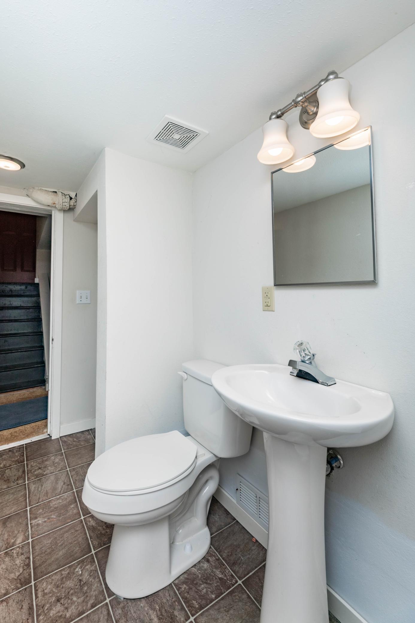 1329 10th Street North Fargo, ND 58102 - Photo 30 of 39