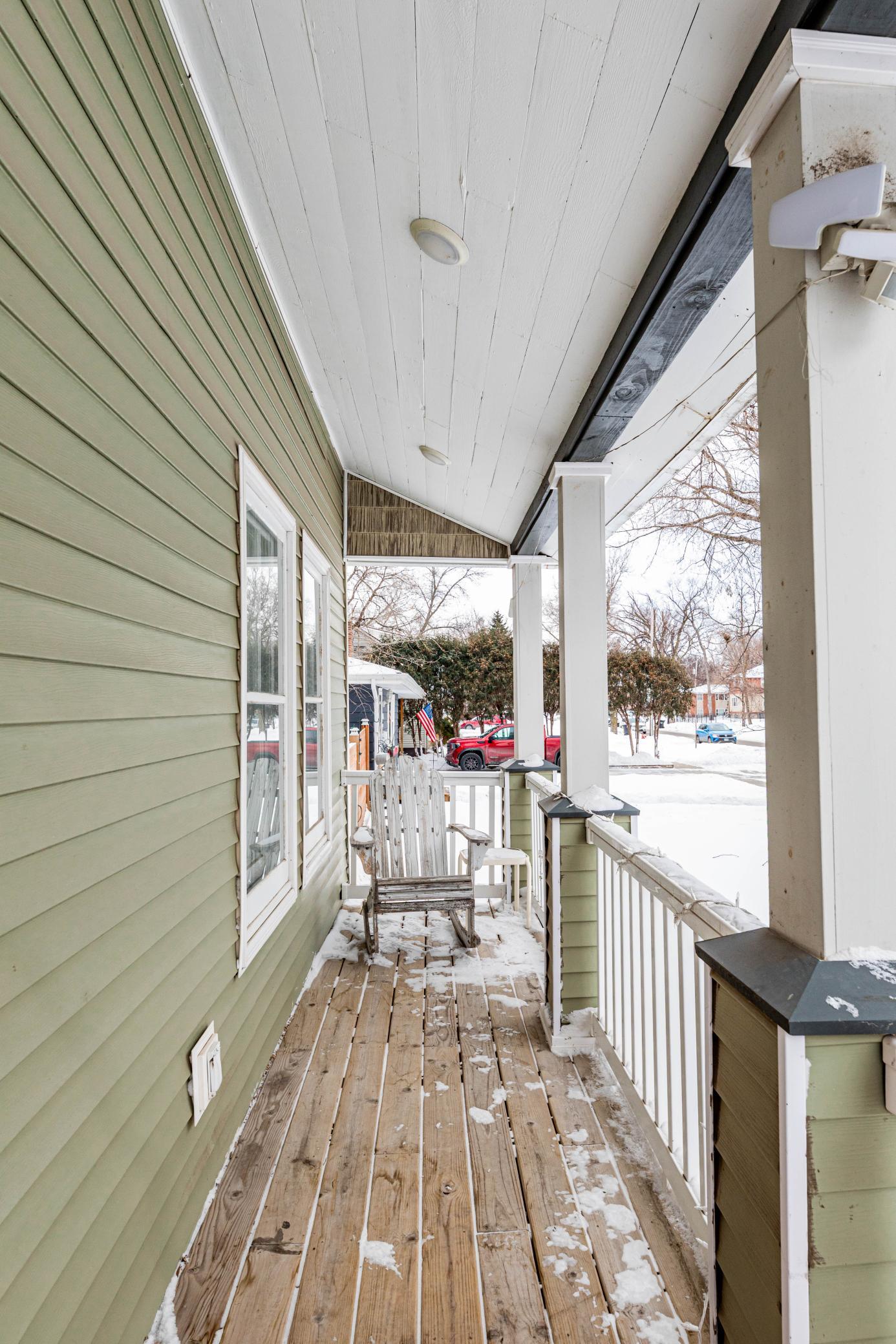 1329 10th Street North Fargo, ND 58102 - Photo 4 of 39