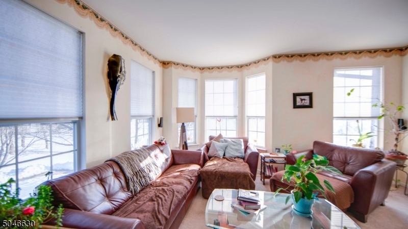 2 Worthington Terrace Flemington, NJ 08822 - Photo 11 of 25