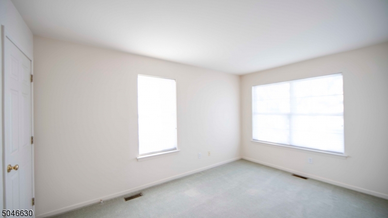 2 Worthington Terrace Flemington, NJ 08822 - Photo 21 of 25