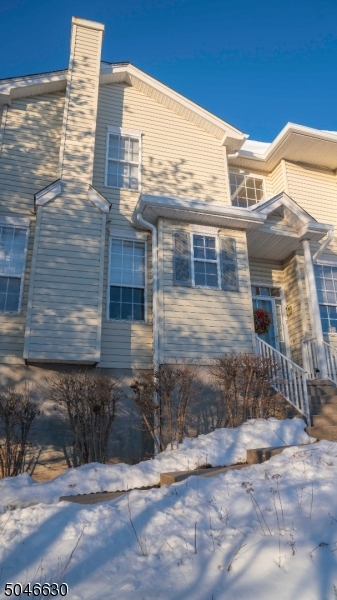 2 Worthington Terrace Flemington, NJ 08822 - Photo 3 of 25