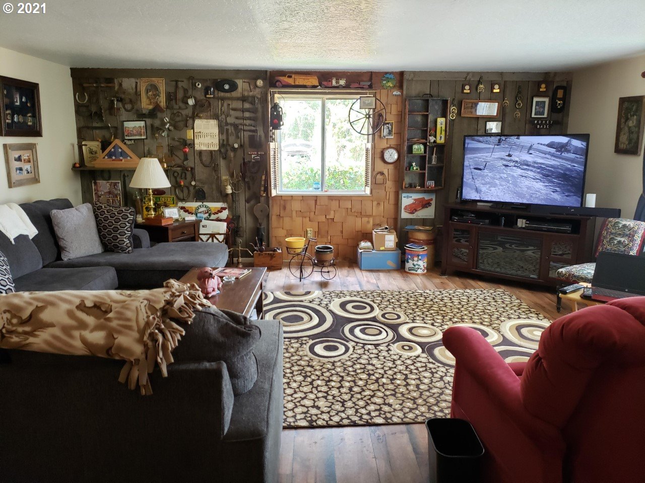 6845 Red Prairie Road Sheridan, OR 97378 - Photo 11 of 32