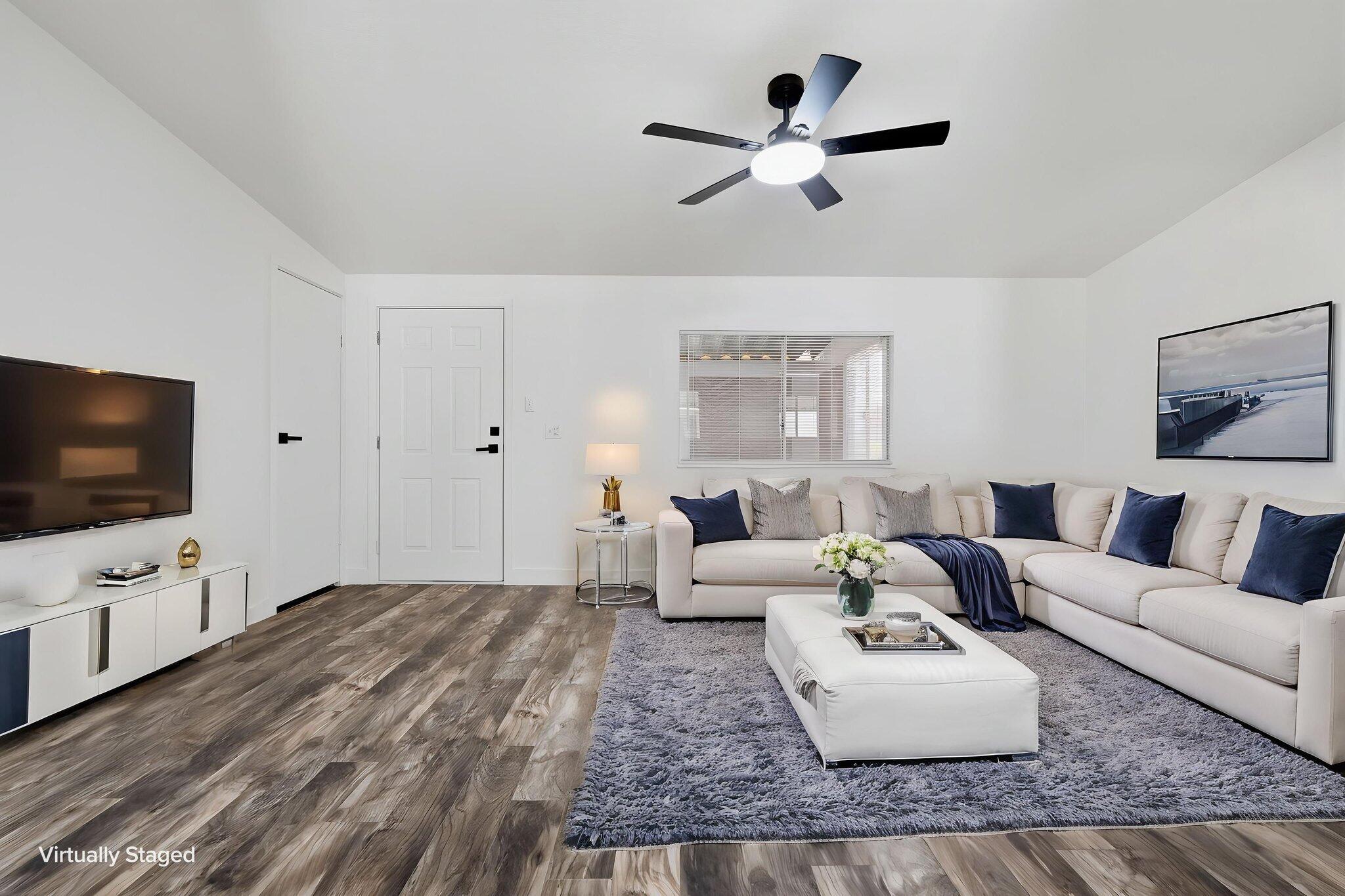900 East Rankin Road, Unit 142 Tulare, CA 93274 - Photo 15 of 34 9-900_East_Rankin_Road_142_Tulare_007 vi