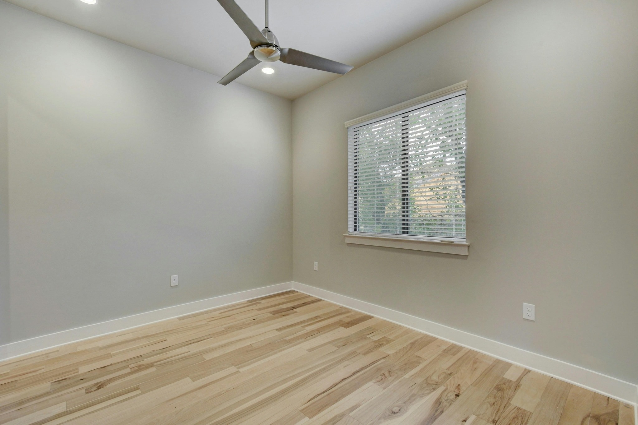 2314 Enfield Road, Unit 202 Austin, TX 78703 - Photo 13 of 20 Secondary bedroom.