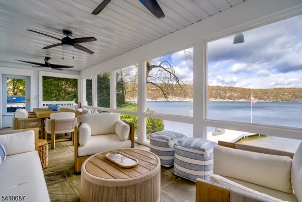 $2,495,000 | 134 Lake End Road, Newfoundland, NJ 07435