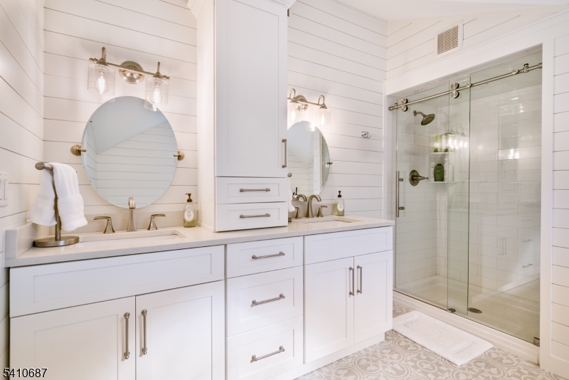 134 Lake End Road Newfoundland, NJ 07435 - Photo 28 of 47