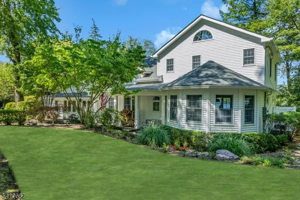 $2,495,000 | 134 Lake End Road, Newfoundland, NJ 07435