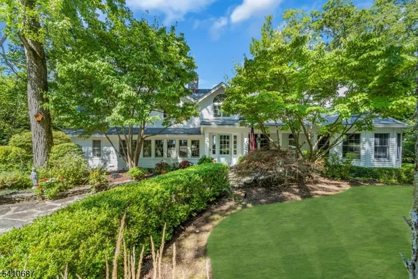 $2,495,000 | 134 Lake End Road, Newfoundland, NJ 07435