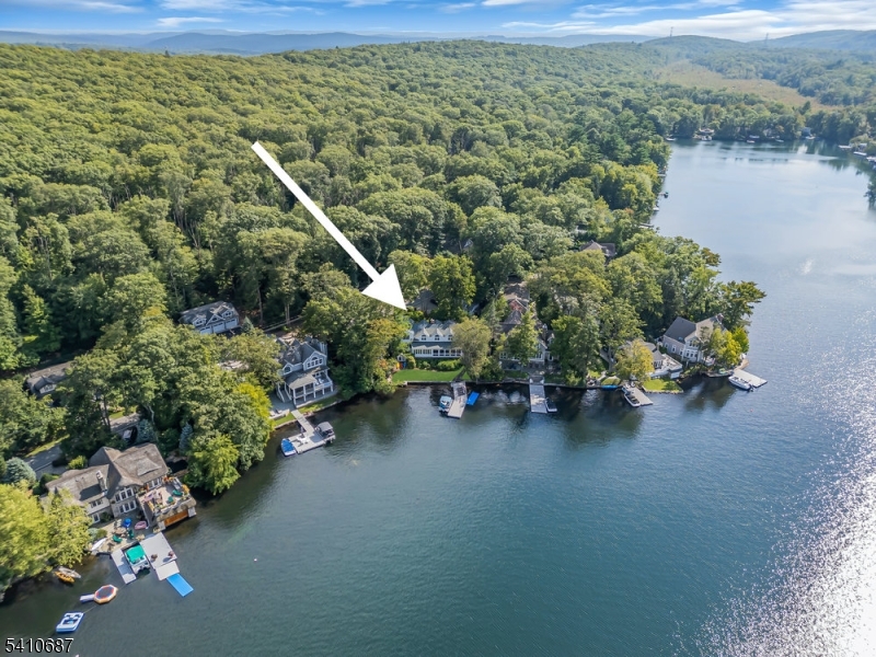 134 Lake End Road Newfoundland, NJ 07435 - Photo 41 of 47