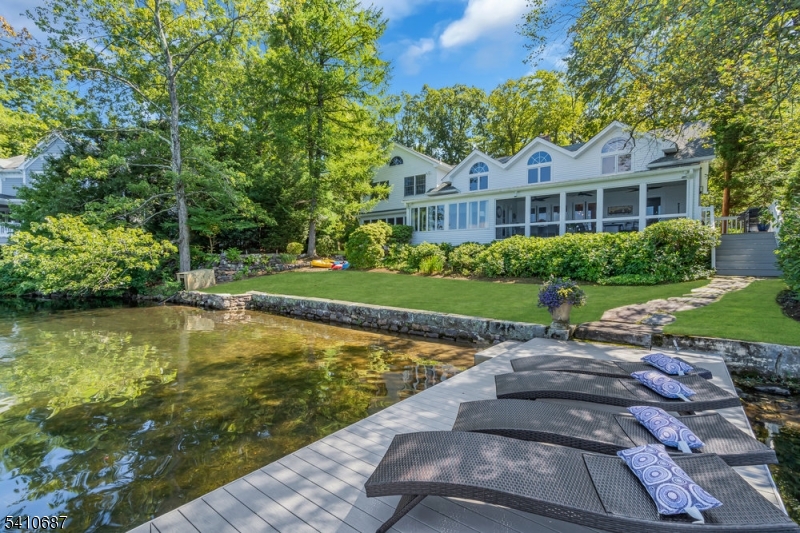 134 Lake End Road Newfoundland, NJ 07435 - Photo 6 of 47