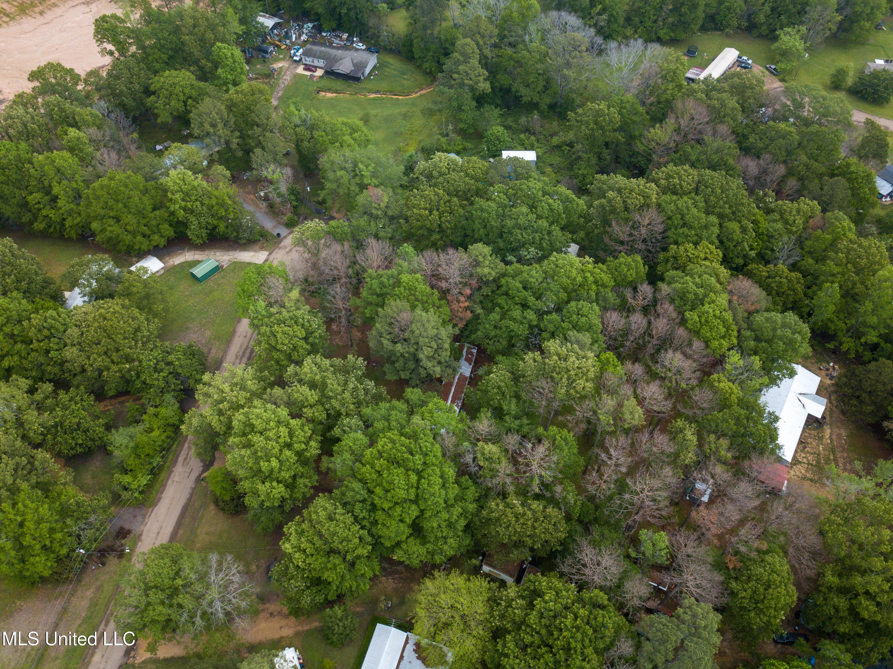 130 Horseshoe Circle Brandon, MS 39047 - Photo 13 of 24 DJI_0275