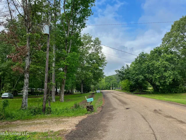 $80,000 | 130 Horseshoe Circle, Brandon, MS 39047