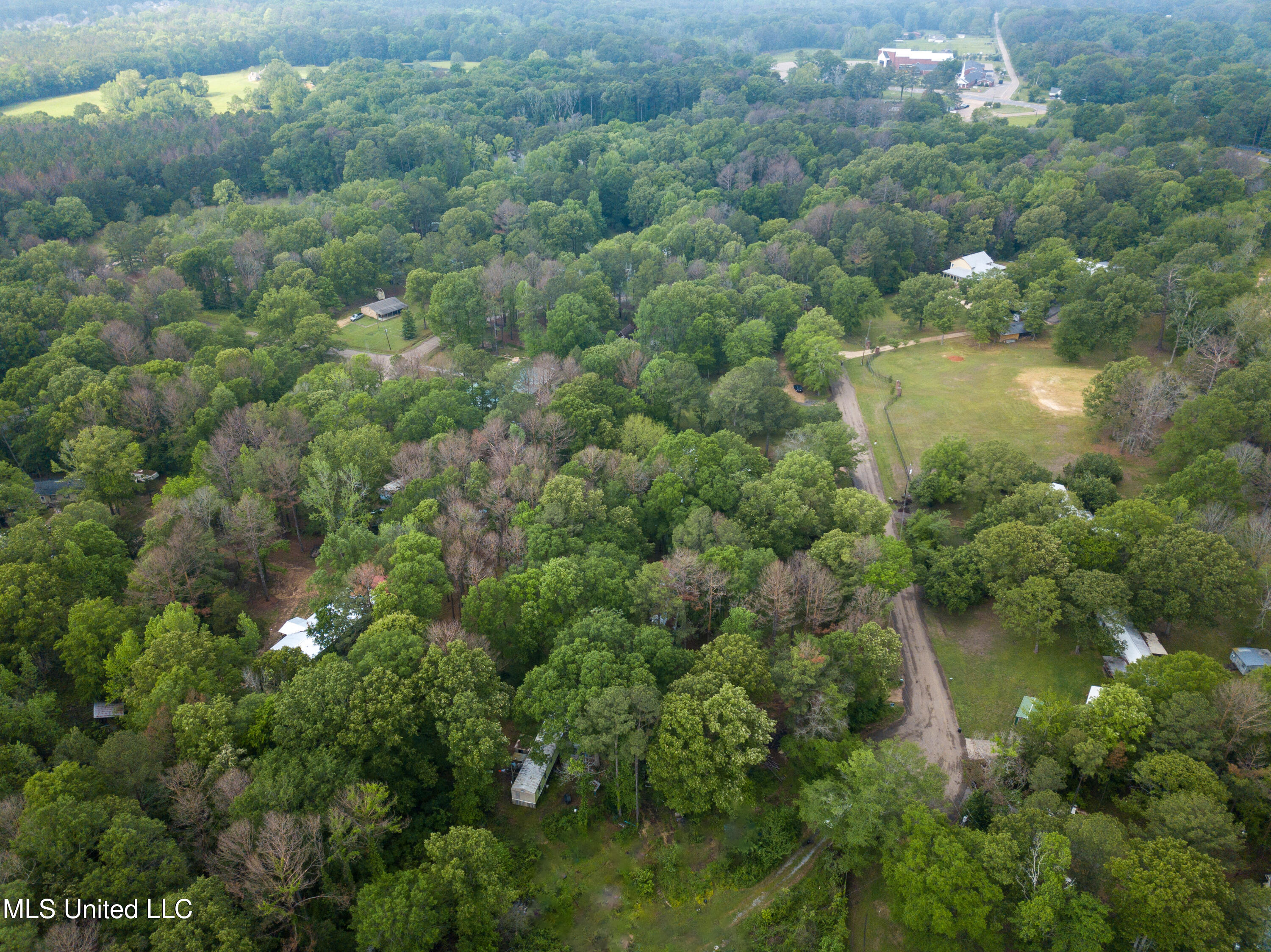 130 Horseshoe Circle Brandon, MS 39047 - Photo 10 of 24 DJI_0272