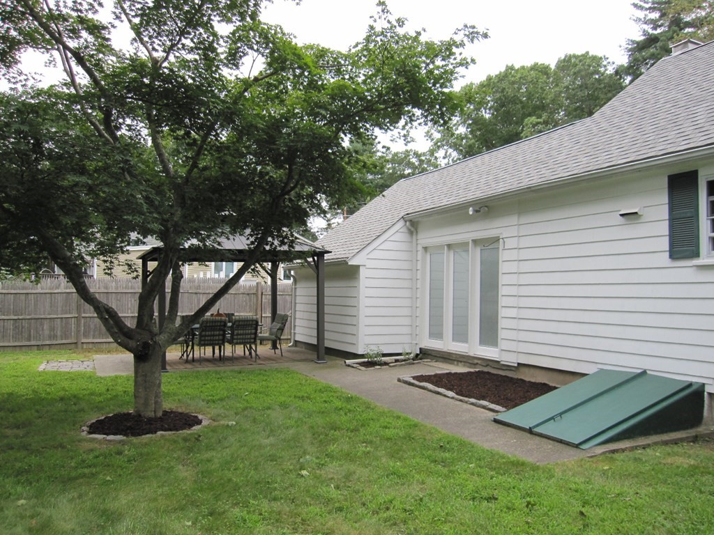 1075 Edgell Road Framingham, MA 01701 - Photo 4 of 30 Gallery Image 4