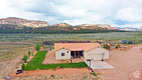 $895,000 | 7395 Johnson Canyon Road, Kanab, UT 84741