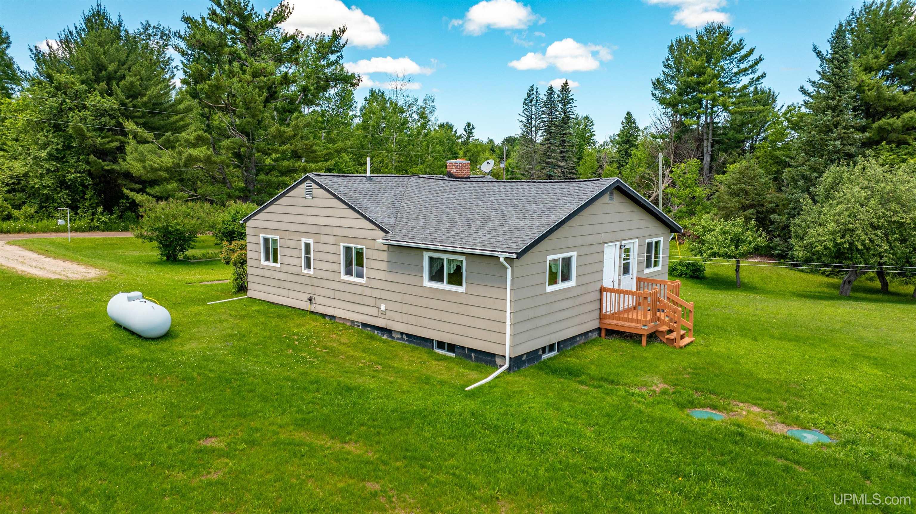 23788 Hulkonen Road Nisula, MI 49952 - Photo 3 of 71 Gallery Image 3