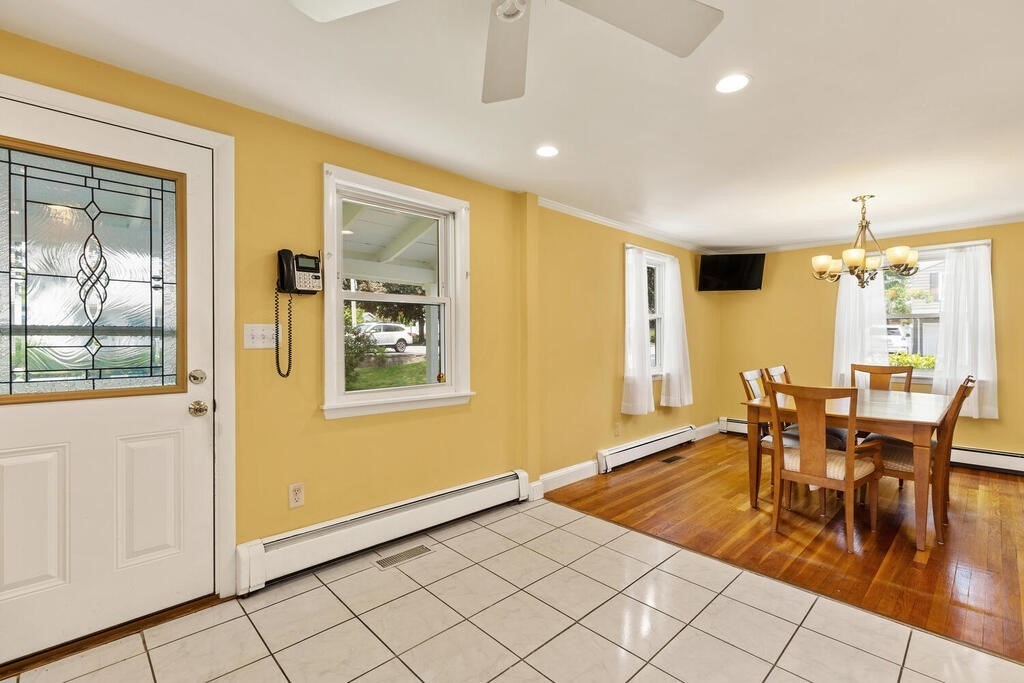 23 Slayton Road Melrose, MA 02176 - Photo 6 of 28 Gallery Image 6
