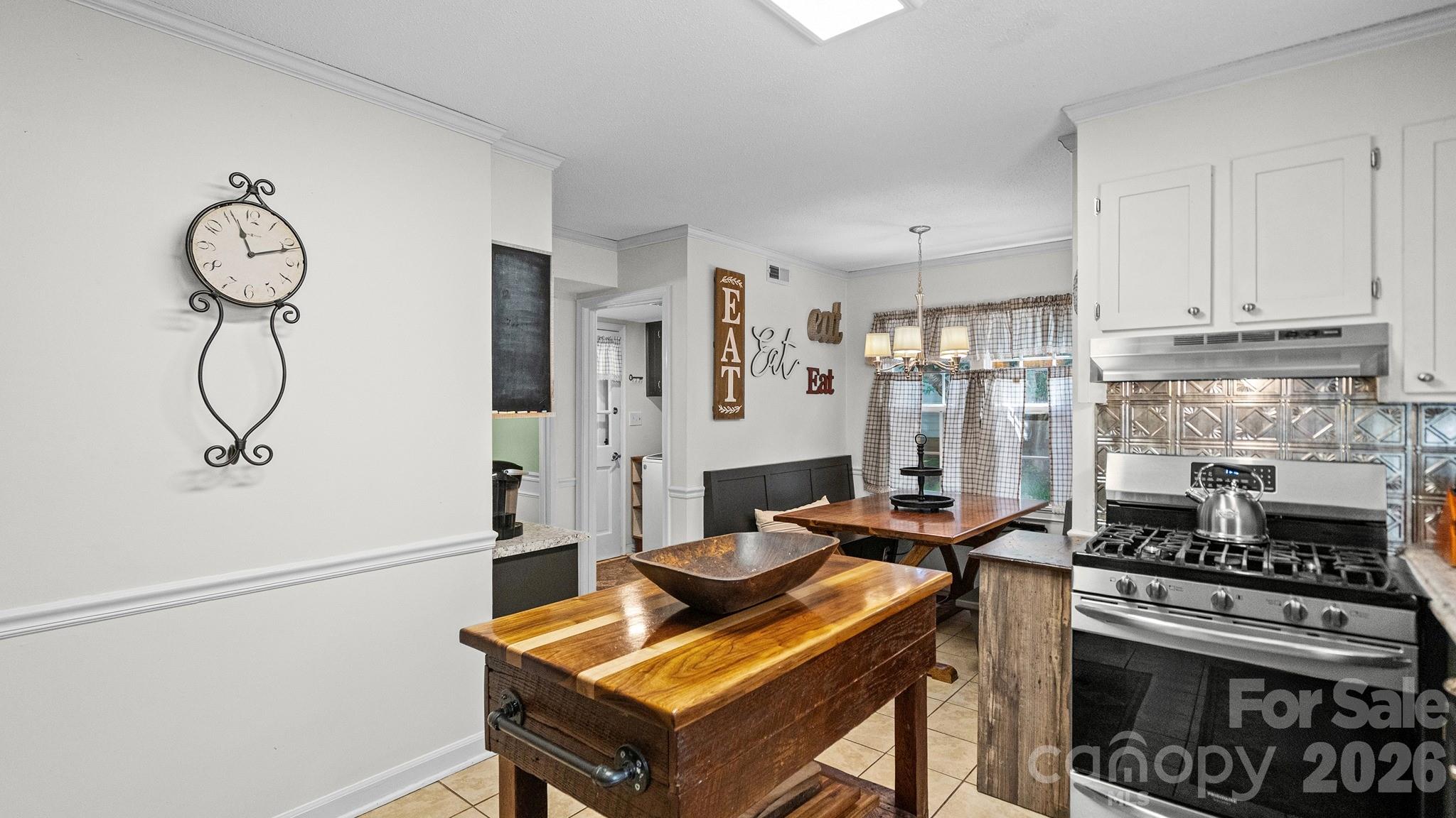 9629 Watergate Road Charlotte, NC 28270 - Photo 10 of 40