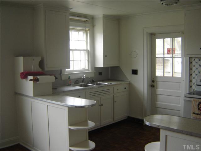 2503 Joyner Road Durham, NC 27704 - Photo 5 of 7