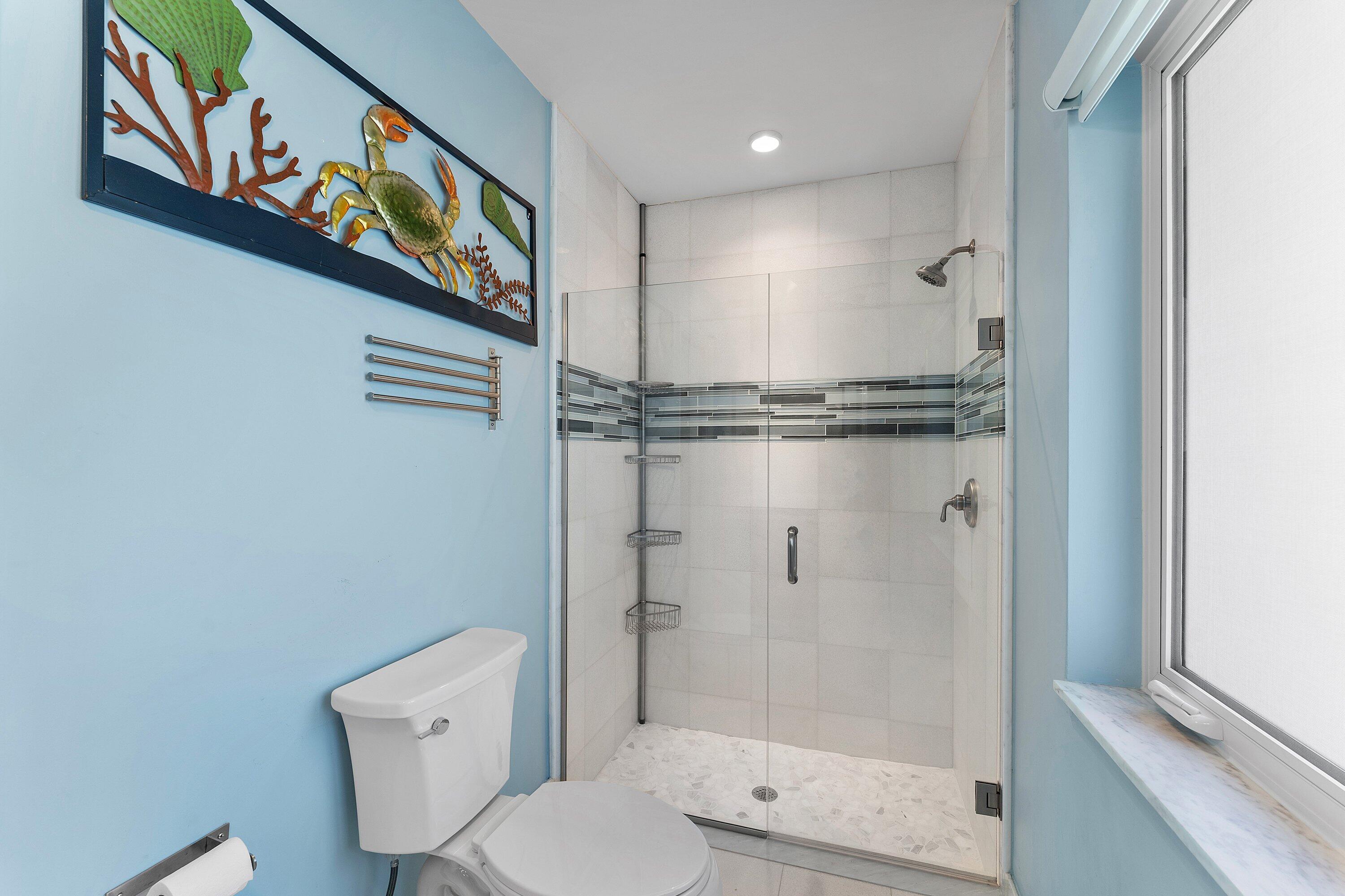 940 Mulberry Way Boca Raton, FL 33486 - Photo 27 of 39 Guest Shower