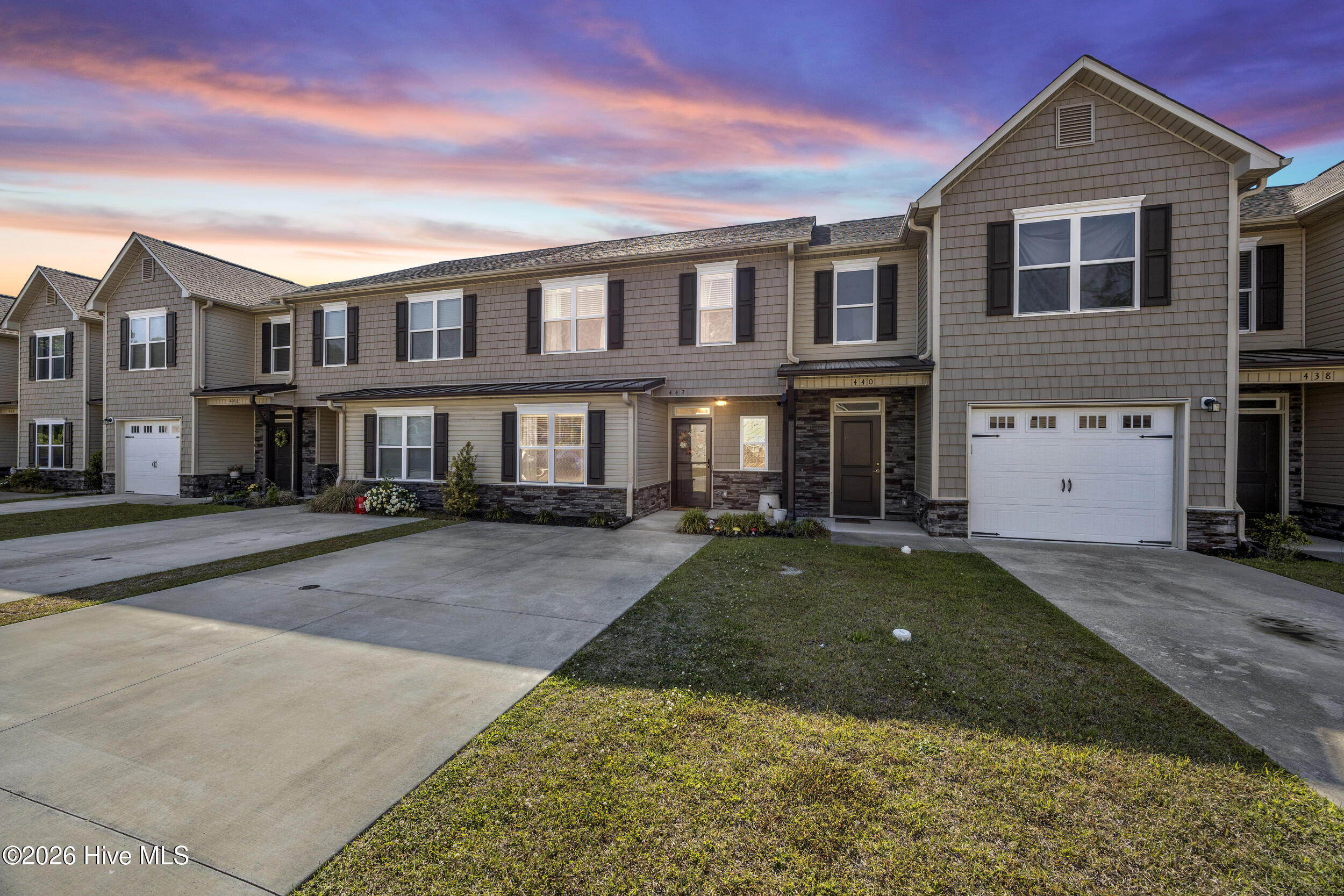 442 Sullivan Loop Road Midway Park, NC 28544 - Photo 1 of 41 1_virtual twilight