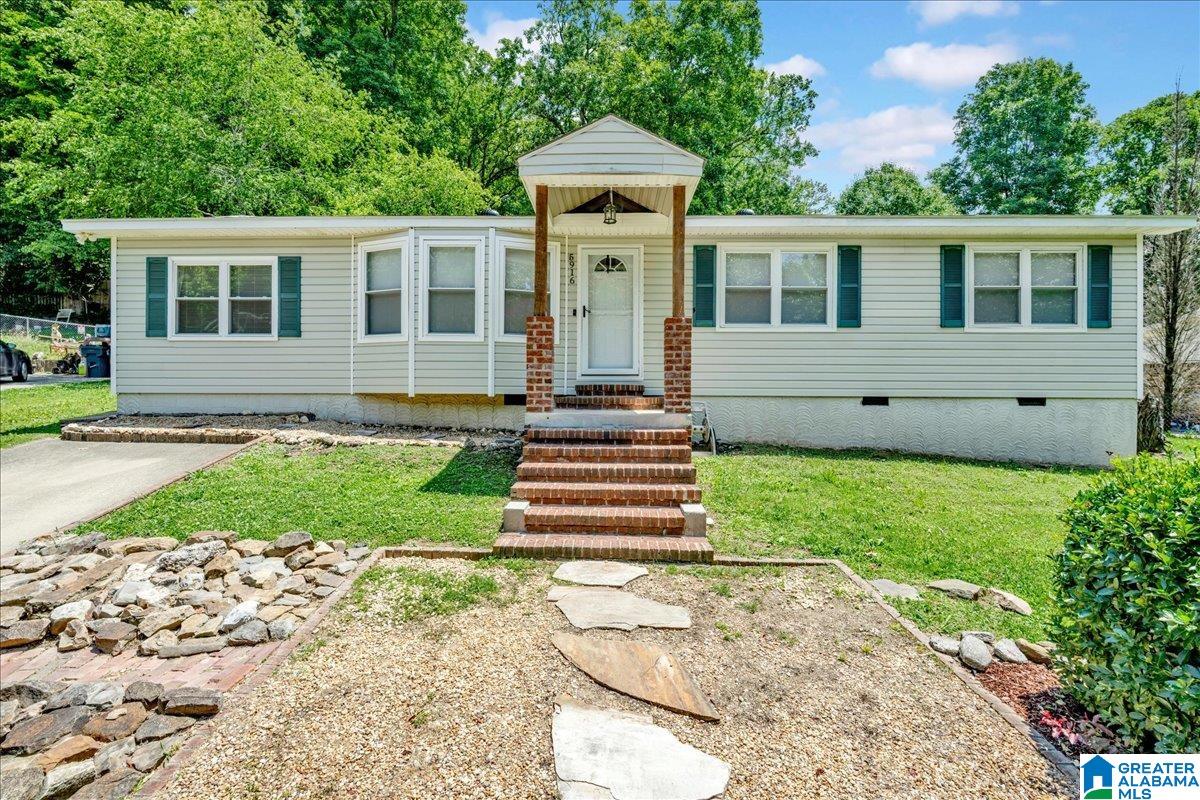 5916 Dewey Heights Road Pinson, AL 35126 - Photo 4 of 33