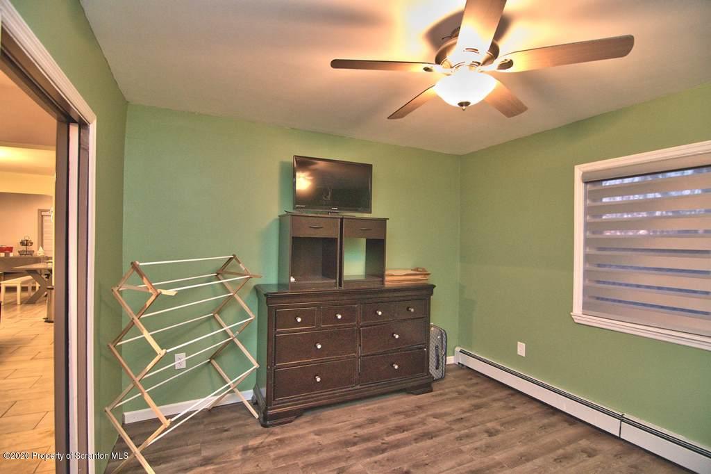 207 Arnolds Road Jermyn, PA 18433 - Photo 11 of 29 Gallery Image 11