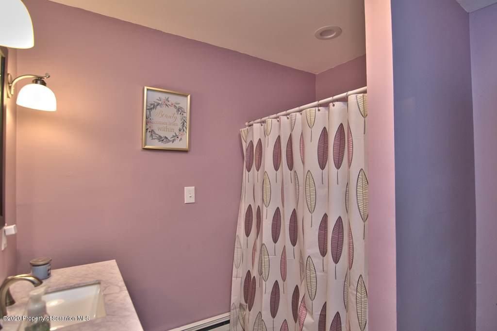 207 Arnolds Road Jermyn, PA 18433 - Photo 13 of 29 Gallery Image 13