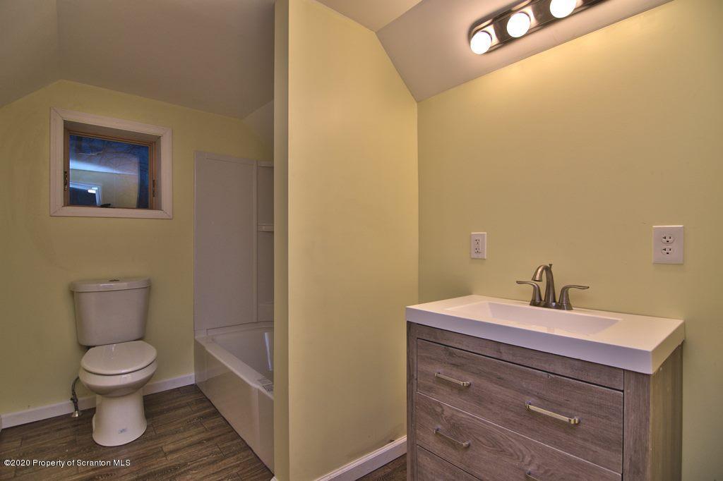 207 Arnolds Road Jermyn, PA 18433 - Photo 16 of 29 Gallery Image 16