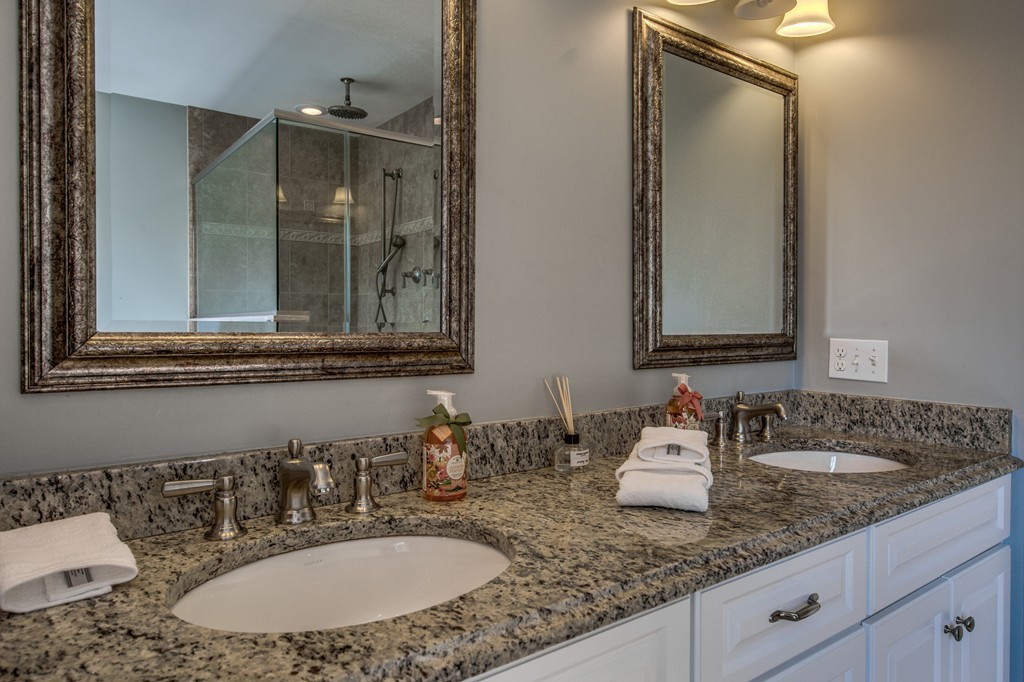 93 School Street Lexington, MA 02421 - Photo 13 of 29