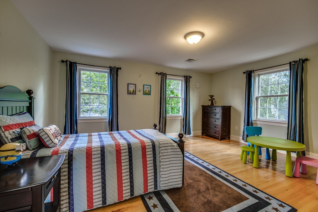 93 School Street Lexington, MA 02421 - Photo 16 of 29