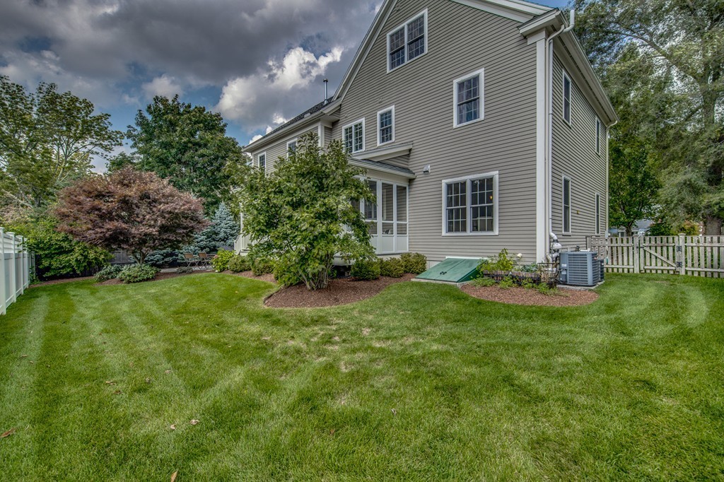93 School Street Lexington, MA 02421 - Photo 28 of 29