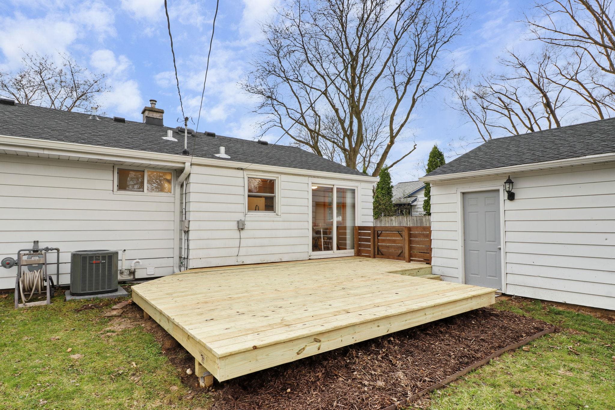 914 Nancy Lane Madison, WI 53704 - Photo 30 of 35