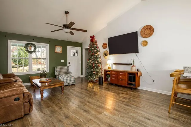 $369,000 | 154 Gracyn Lane, Thomasville, NC 27360