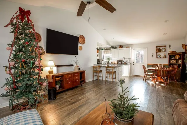 $369,000 | 154 Gracyn Lane, Thomasville, NC 27360